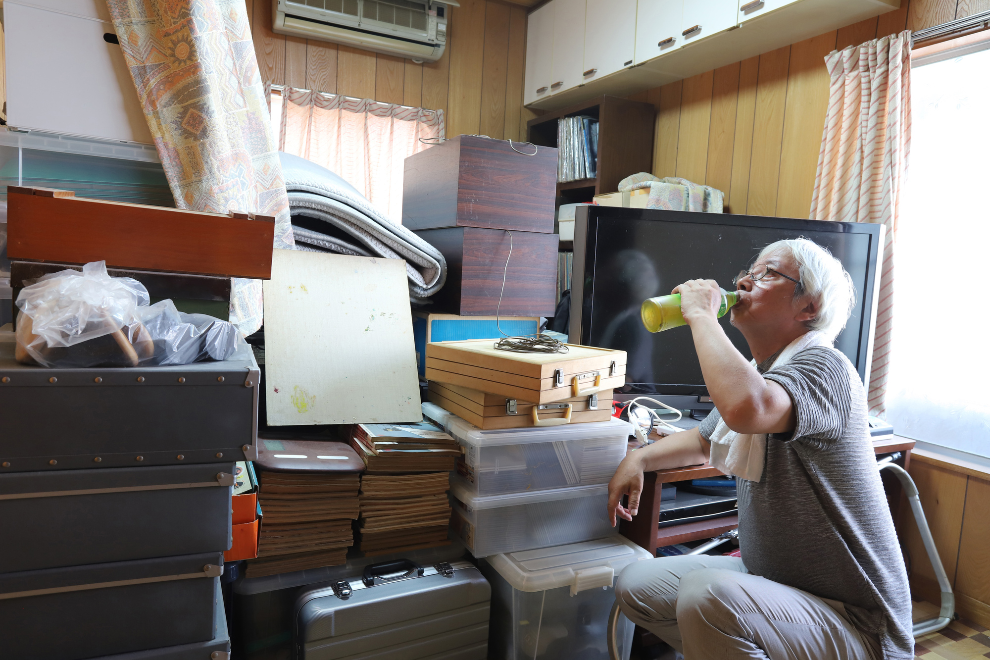 ゴミ屋敷で異臭がでる時の対処法