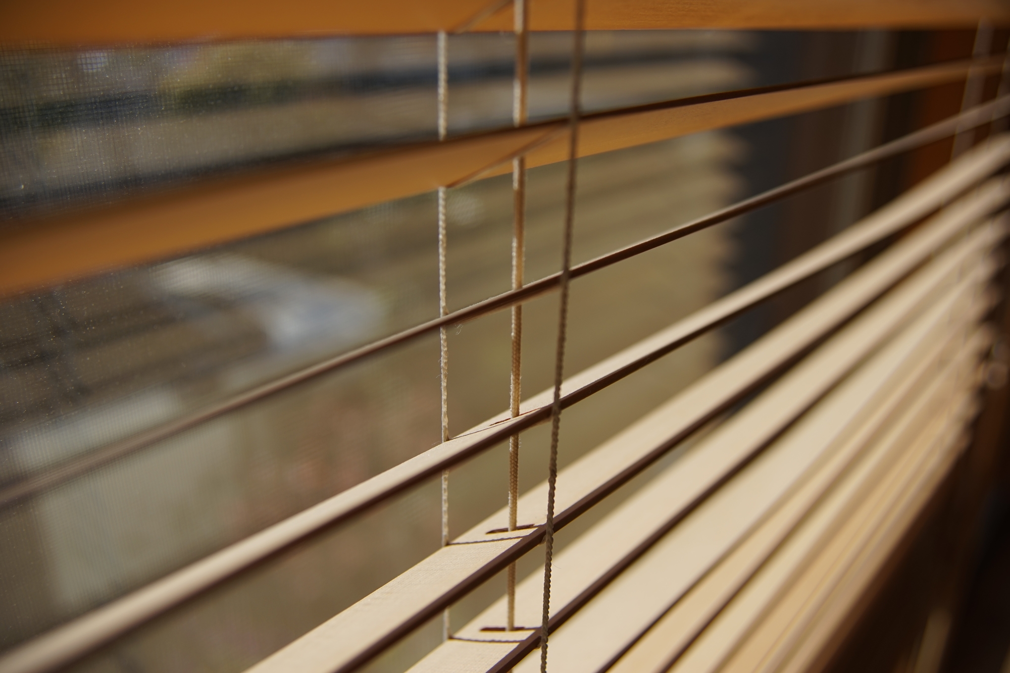 古いブラインドの処分方法と注意点まとめ